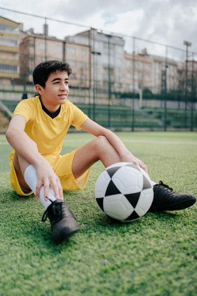 مباريات الدوري الإنجليزي 2023 اليومأبرز المواجهات والنتائج المثيرة